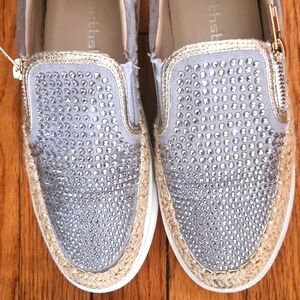 NORTHSTAR GREY SUEDE AND RHINESTONE ESPADRILLE SHOES SIZE 37 EUC